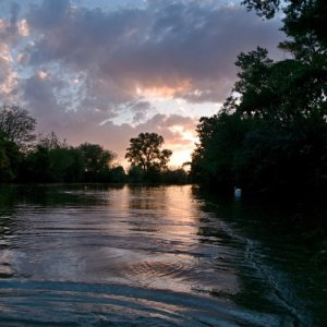 7.5.2015 19:51, autor: Škrečok / Večerná nálada na rieke